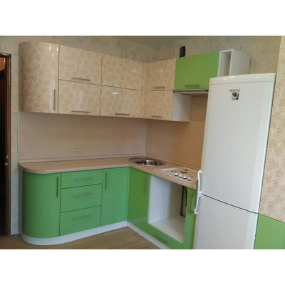 Кухня "золотые розы+салат"1,6 * 2,6м